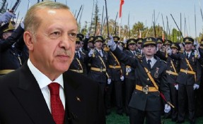 Mecliste teğmenleri eleştiren Erdoğan, 'seçilmiş' Kara Harp Okulu öğrencileri ile Saray'da buluştu