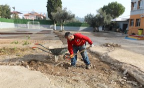 Menderes Belediyesi’nden okullara destek