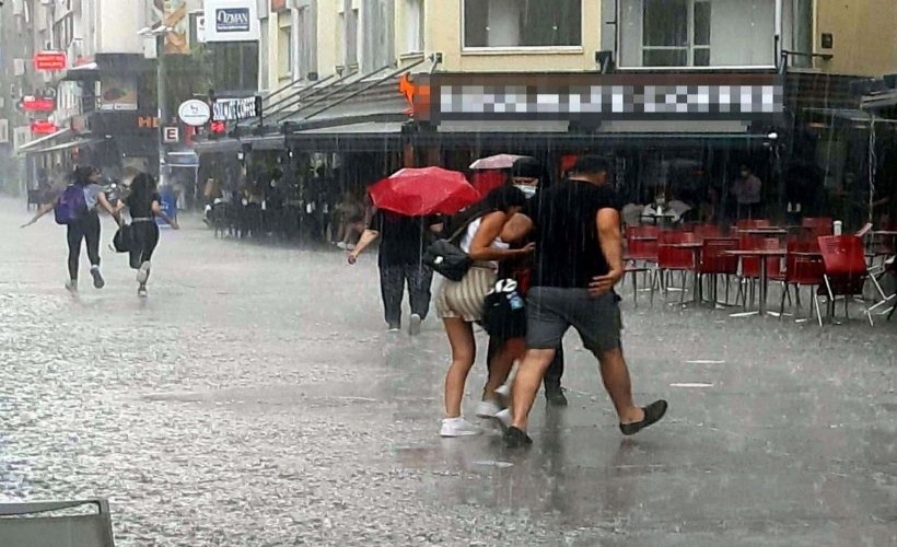 Meteoroloji'den İzmir'in için 'sağanak' uyarısı