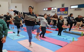 Buca Belediyesi’nden ücretsiz yoga, pilates ve zumba kursları