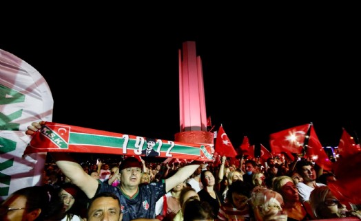 'Dünya Karşıyakalılar Günü' Kıraç konseriyle kutlanacak