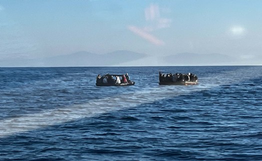 2 FETÖ ve 6 PKK şüphelisi, kaçak göçmenlerin arasından çıktı