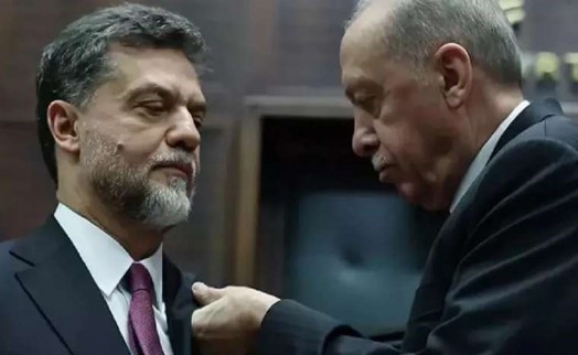 AK Parti'ye katılan Nedim Yamalı: Kapılar Davutoğlu'na kapalı