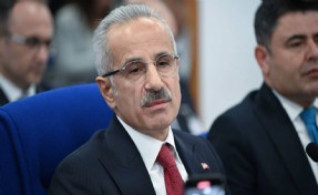 Bakan Uraloğlu'ndan internet paketlerindeki fahiş zamlara ilişkin açıklama