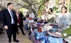 Bornova’da yılbaşı ruhu el emeği ürünlerle canlanıyor