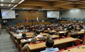 Büyükşehir'de gündem ÇEDES: Mezar maketi mi manevi değer?