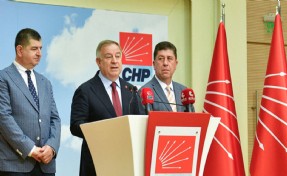 CHP'li Zeybek: AKP belediyeler için çözümden uzak