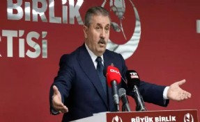 Destici'den Özgür Özel'e eleştiri: DEM ile de kol kola giriyorlar