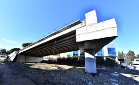 Gaziemir trafiği rahatlayacak! Hava Eğitim Yolu Taşıt Üst Geçidi’nde son viraj