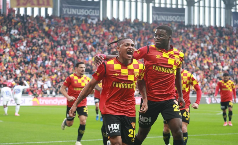 Göztepe evinde 3 puanı 3 golle aldı