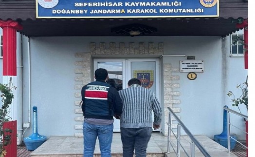 İzmir'de 30 yıl hapis cezasıyla aranan firari hükümlü yakalandı