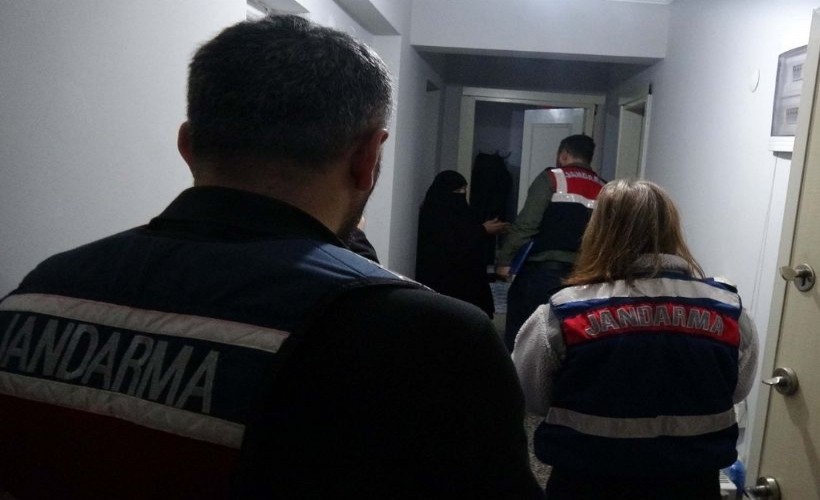 İzmir merkezli DEAŞ operasyonu: 77 gözaltı