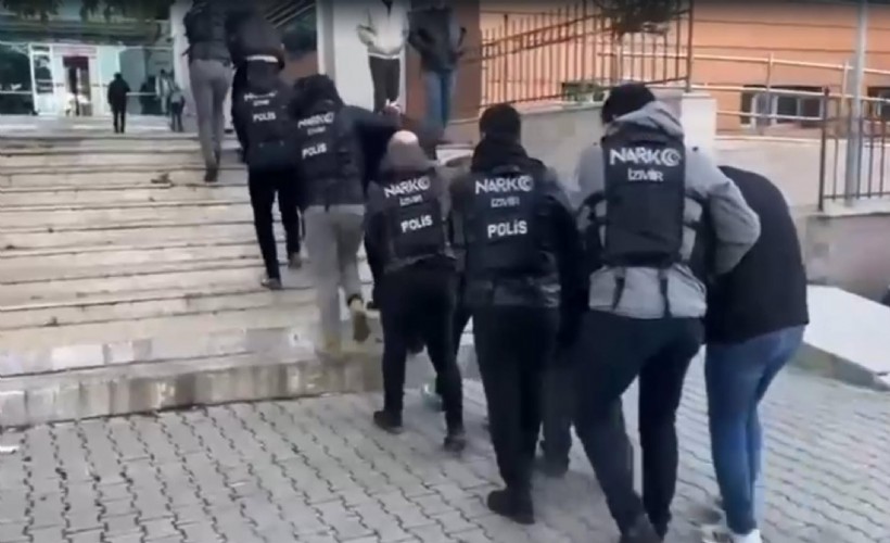 İzmir’de uyuşturucu satıcılarına operasyon; 13 tutuklama