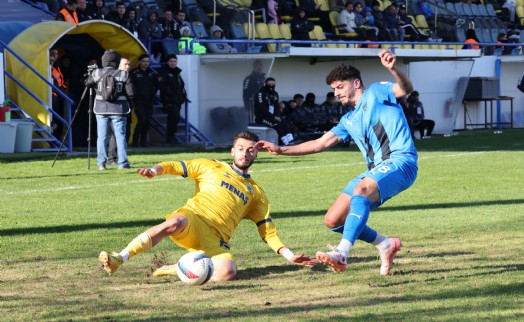 Menemen FK yine tekledi