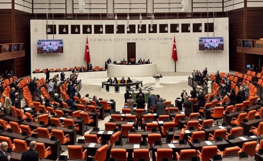 Ölü sayısı 22'ye çıktı: Sahte içki meclis gündeminde