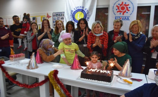 Onkoloji hastası çocuklar, yeni yıldan sağlık diledi