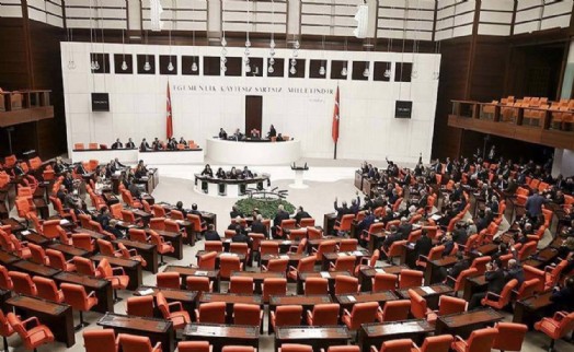 TBMM'de Saadet-Gelecek Partisi grubu yeniden kuruldu