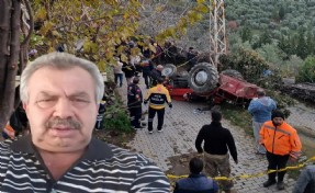 Zeytin hasadından dönen çiftçi devrilen traktörün altında can verdi