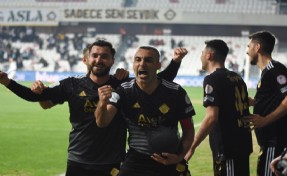 Altay'a galibiyeti 42'lik golcüsü getirdi!