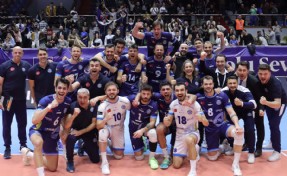 Arkas Spor final aşkına