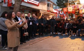 CHP Efes Selçuk, meclis üyesi adaylarını tanıttı: Güçlü meclis aydınlık gelecek!