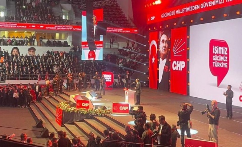 CHP aday tanıtım toplantısında Lütfü Savaş'ın ismi anons edilmedi