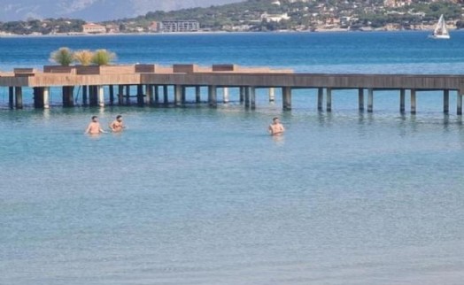 Çeşme’de Şubat ayında deniz keyfi