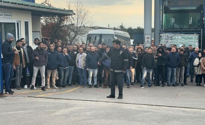 Gebze'de fabrika işçileri sendikaya üye oldukları için işten çıkarıldı