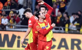 Göztepe'de Yalçın Kayan yıldızlaştı