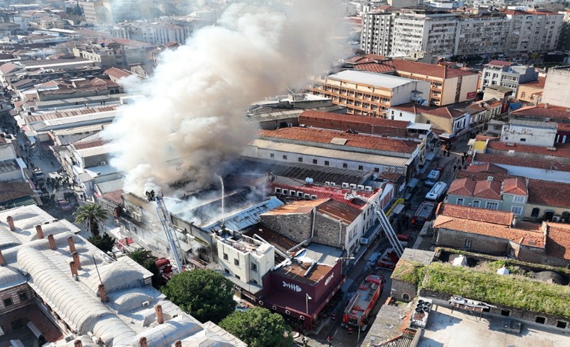 İzmir İtfaiyesinden yangına 6 dakikada müdahale