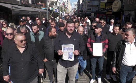 İzmir'de taksicilerden 'kabin' çağrısı; Ölmekten korkuyoruz
