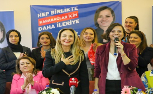 CHP'li Aylin Nazlıaka'dan Helil Kınay'a destek: Karabağlar için 'biz' varız!