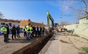 Ali Hıdır Köseoğlu, Bergama ve Foça'daki çalışmaları inceledi