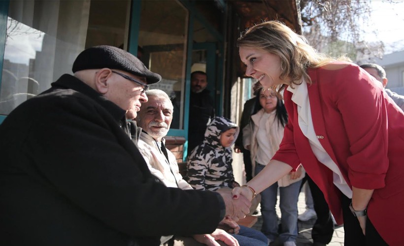 Nilüfer Çınarlı Mutlu: Sizleri dinlemek için daima sokakta olacağım