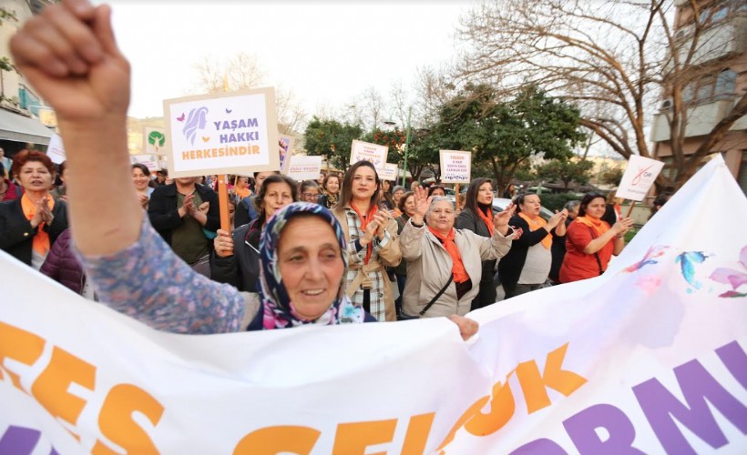 8 Mart'ta Dengin Ceyhan ile kadın ezgileri