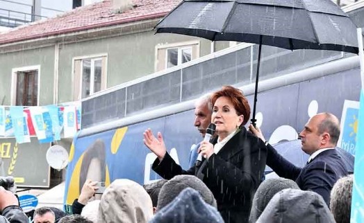 Akşener'den iktidara 'emekli' çağrısı