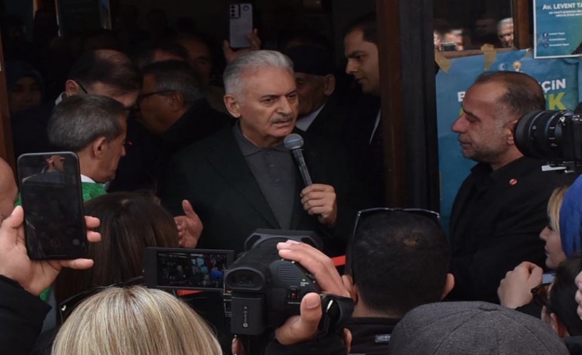 Binali Yıldırım'dan İzmir'de seçim mesajı: Üçlü olsun, güçlü olsun!