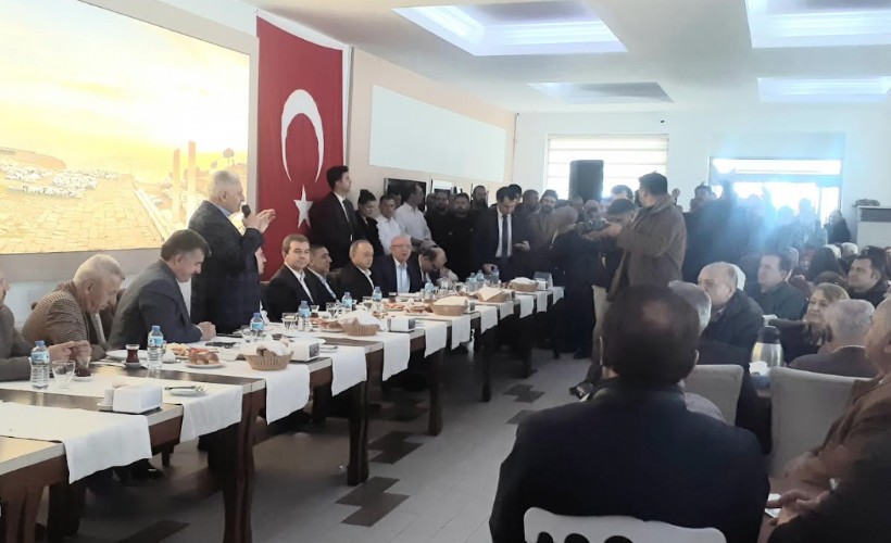 Binali Yıldırım'dan Bergama'ya; 'il olma' sözü