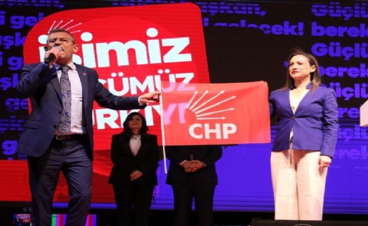 CHP Lideri Özel'in son durağı Selçuk'ta mesaj seli: Sengel'e sahip çıkmak boynunuzun borcu