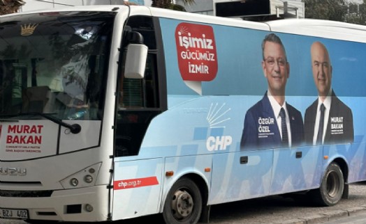 CHP'li Bakan otobüs giydirdi: İşte dikkat çeken o detay!