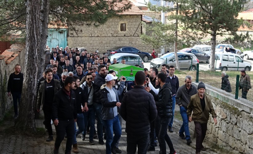 Çayda boğulan otizmli Mehmet, son yolculuğuna uğurlandı