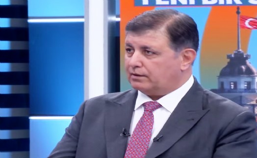 Cemil Tugay'dan çarpıcı açıklamalar: Şov peşinde değilim!