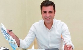 Demirtaş'ın avukatlarından açıklama: Cezaevinde yapılan dayatma son buldu