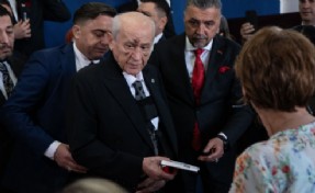 Devlet Bahçeli'nin yüzündeki morlukların nedeni belli oldu