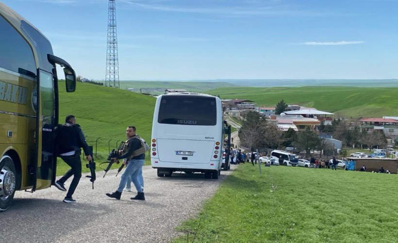 Diyarbakır’da muhtarlık seçiminde silahlı kavga: 1 ölü, 11 yaralı