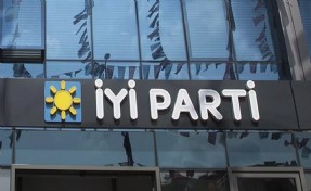 İYİ Parti'de şok! Adaylıktan çekildi, CHP'ye destek verecek!