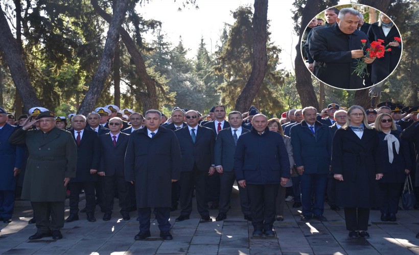 İzmir'de Çanakkale şehitleri anıldı