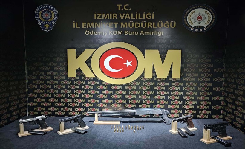 İzmir'de silah kaçakçılarına operasyon: 3 gözaltı