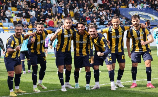 Menemen FK lideri devirdi, Play-Off yarışını sürdürdü