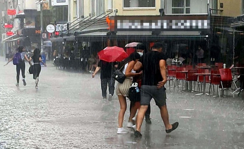 Meteorolojiden İzmir için 'kuvvetli yağış' uyarısı